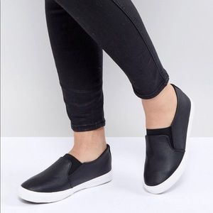 NEW New Look Wide Fit Slip On Sneaker